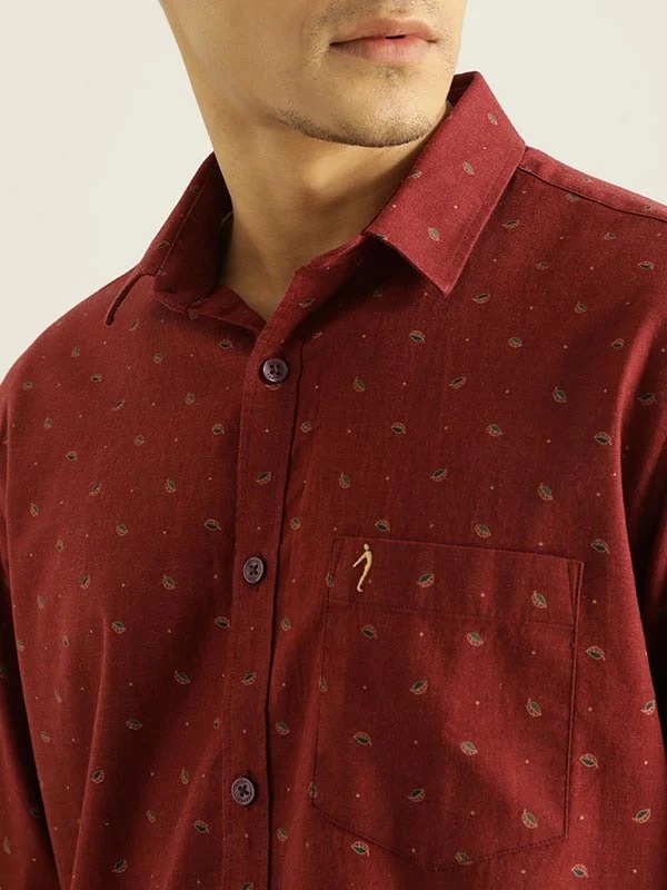 Indian Terrain Men Maroon Shirt